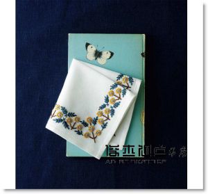 淺賀菜緒子《清新風格 花草植物刺繡圖案集》東販
